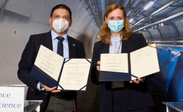 Colombia y la Organización Europea para la Investigación Nuclear- CERN- firman protocolo de cooperación para avanzar en investigaciones en ciencias básicas